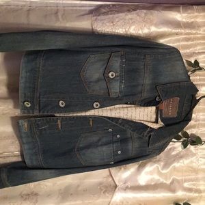 Women’s blue jean jacket